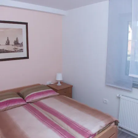 Appartamento Apartmaji Anita Begunje pri Cerknici