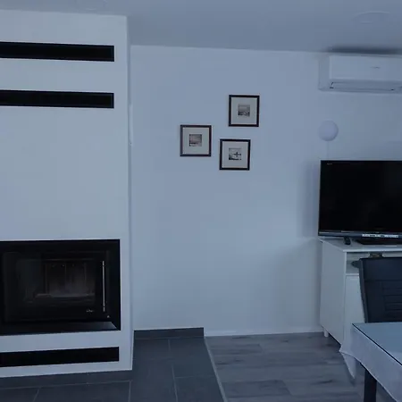 Апартаменты Apartmaji Anita Begunje pri Cerknici