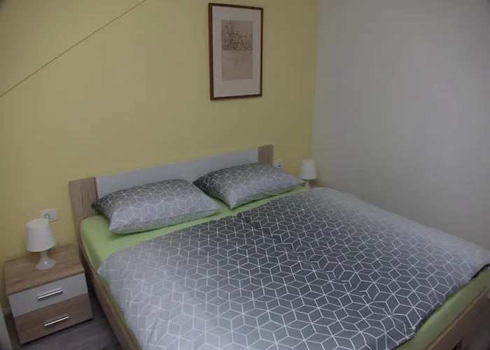 Apartmaji Anita Apartment *